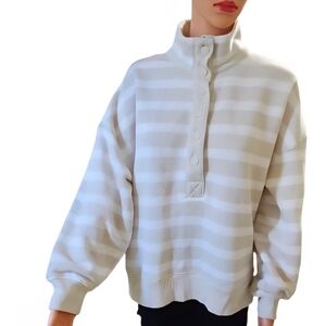American Eagle Outfitters Cozy White Sweater